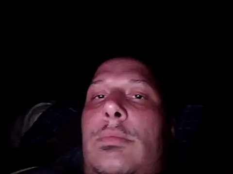 Snapshot of macKnd chatting on 27, 11, 2025 macKnd online show from 27, 11, 2025