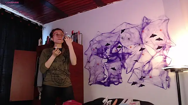 Alessandra Shayk666 online show from 21, 10, 2025