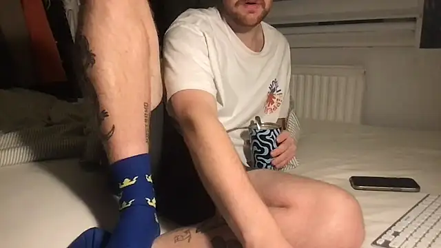 Angus80085 online show from 1, 11, 2025