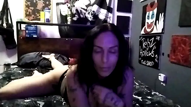 inkdhollow1 online show from 22, 10, 2025