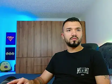 mathewv  online show from 15, 11, 2025