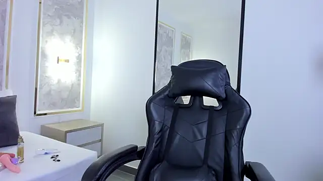 Snapshot of tabata69_ chatting on 3, 12, 2025 tabata69 online show from 3, 12, 2025