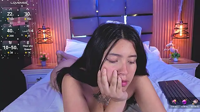 Snapshot of Emily_Roberts9 chatting on 6, 3, 2026 Emily Roberts9 online show from 6, 3, 2026