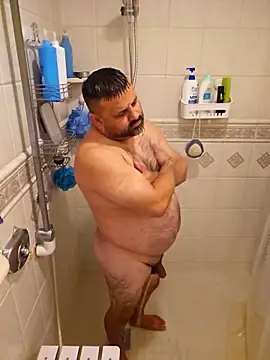 Snapshot of Roddog18 chatting on 10, 10, 2025 Roddog18 online show from 10, 10, 2025