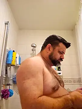 Snapshot of Roddog18 chatting on 5, 11, 2025 Roddog18 online show from 5, 11, 2025