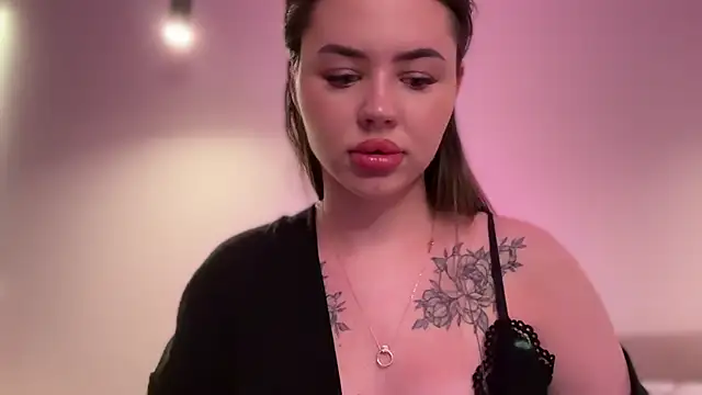 AlmaryKim online show from 24, 9, 2025