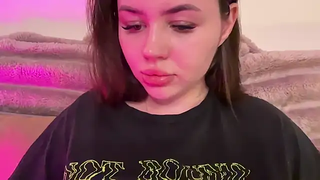AlmaryKim online show from 18, 5, 2026