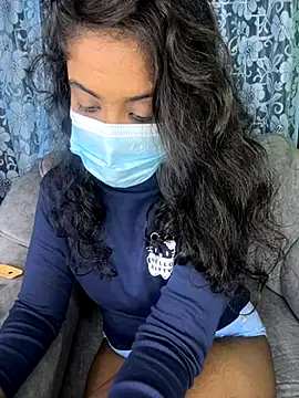 Snapshot of SukiyamaAsia chatting on 13, 11, 2025 SukiyamaAsia online show from 13, 11, 2025