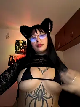 Hinatamoon  online show from 23, 10, 2025