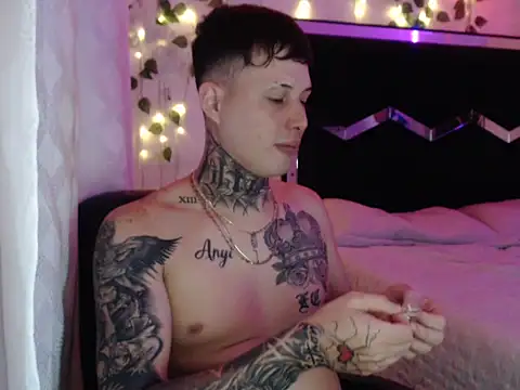 monster Dickdr online show from 14, 11, 2025