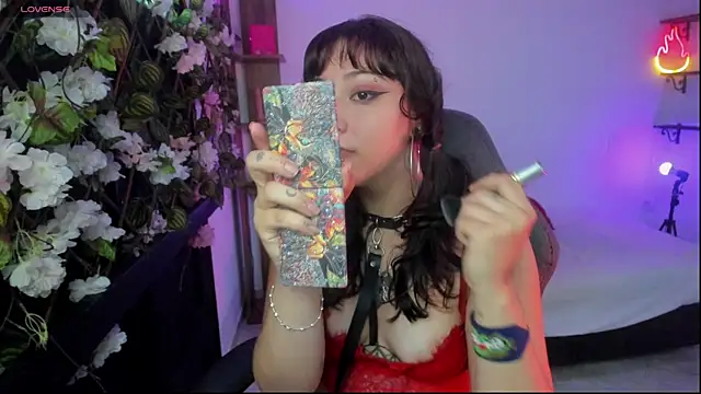 Snapshot of Kora_Red69 chatting on 25, 10, 2025 Kora Red69 online show from 25, 10, 2025