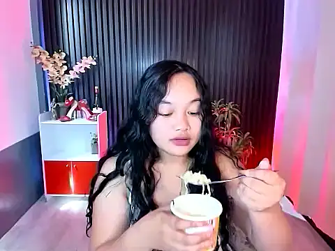 UrFavouriteCravings online show from 12, 11, 2025