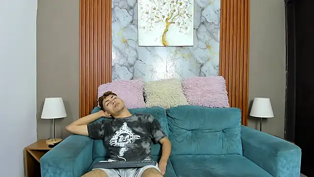 VERY HOT GUYS online show from 24, 4, 2026