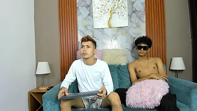 VERY HOT GUYS online show from 26, 4, 2026