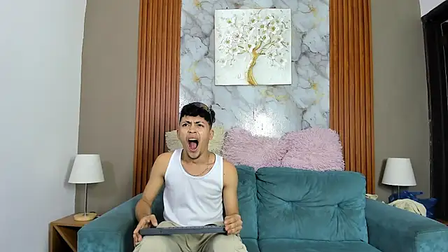 VERY HOT GUYS online show from 28, 4, 2026