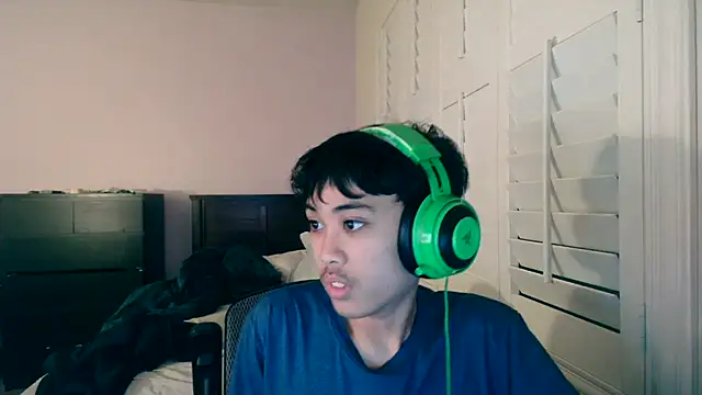 youngasianboy2007 online show from 28, 2, 2026