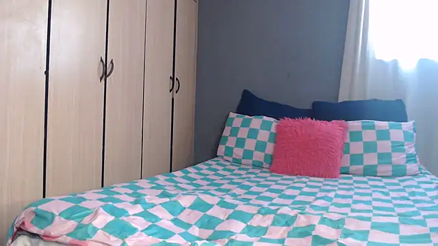 PIXIEBITCHXXX26 online show from 17, 7, 2026