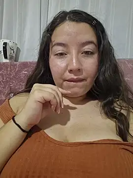 annyaparis online show from 6, 2, 2026