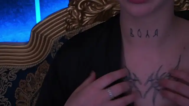 IsabelleDiorr online show from 10, 11, 2025