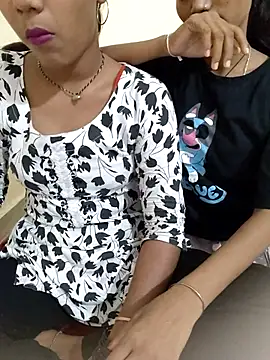 Unique girls90 online show from 23, 10, 2025