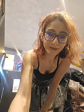 Snapshot of YuriXo chatting on 14, 2, 2026 YuriXo online show from 14, 2, 2026