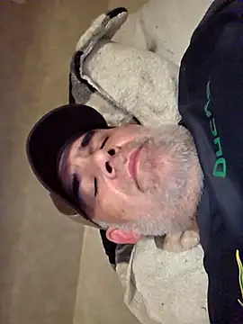 Snapshot of DeeBestEver chatting on 16, 10, 2025 DeeBestEver online show from 16, 10, 2025