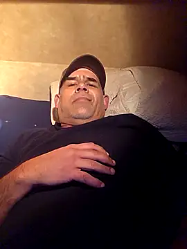 Snapshot of DeeBestEver chatting on 24, 10, 2025 DeeBestEver online show from 24, 10, 2025