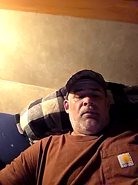 Snapshot of DeeBestEver chatting on 28, 10, 2025 DeeBestEver online show from 28, 10, 2025