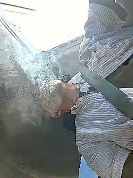 Snapshot of DeeBestEver chatting on 7, 11, 2025 DeeBestEver online show from 7, 11, 2025