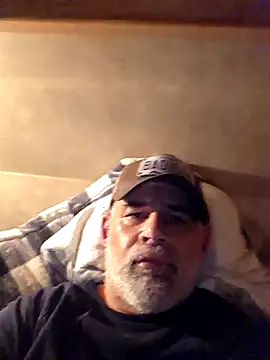 Snapshot of DeeBestEver chatting on 30, 11, 2025 DeeBestEver online show from 30, 11, 2025