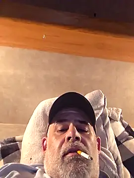 Snapshot of DeeBestEver chatting on 30, 11, 2025 DeeBestEver online show from 30, 11, 2025