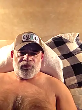 Snapshot of DeeBestEver chatting on 1, 12, 2025 DeeBestEver online show from 1, 12, 2025