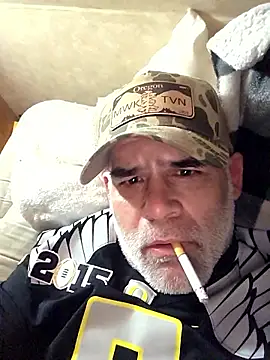 Snapshot of DeeBestEver chatting on 10, 1, 2026 DeeBestEver online show from 10, 1, 2026