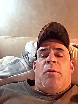 Snapshot of DeeBestEver chatting on 13, 1, 2026 DeeBestEver online show from 13, 1, 2026