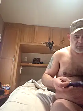 Snapshot of DeeBestEver chatting on 10, 2, 2026 DeeBestEver online show from 10, 2, 2026