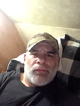 Snapshot of DeeBestEver chatting on 12, 2, 2026 DeeBestEver online show from 12, 2, 2026