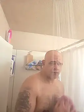 Snapshot of DeeBestEver chatting on 20, 2, 2026 DeeBestEver online show from 20, 2, 2026