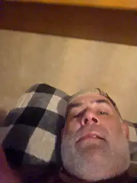 Snapshot of DeeBestEver chatting on 11, 3, 2026 DeeBestEver online show from 11, 3, 2026