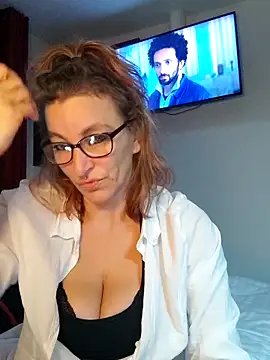 Fifi83Bell online show from 16, 12, 2025