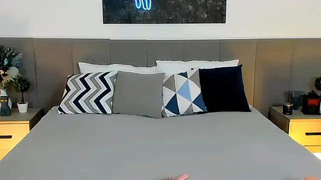 SugarWhisper online show from 20, 2, 2026