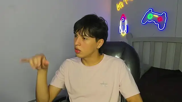 StiwenTwink online show from 2, 10, 2025