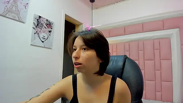 Snapshot of Klaret_Toy chatting on 17, 12, 2025 Klaret Toy online show from 17, 12, 2025