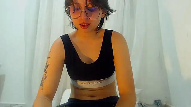 Snapshot of Klaret_Toy chatting on 11, 1, 2026 Klaret Toy online show from 11, 1, 2026