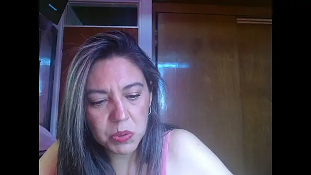 Snapshot of XxAntonellaxxx chatting on 18, 11, 2025 XxAntonellaxxx online show from 18, 11, 2025