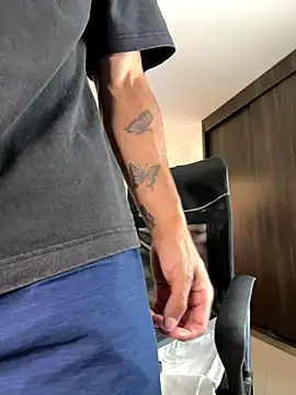 DanteeStone online show from 4, 10, 2025