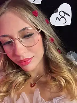 Snapshot of fanyabbey chatting on 13, 2, 2026 fanyabbey online show from 13, 2, 2026