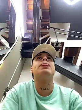 Snapshot of jeff2995_ chatting on 13, 1, 2026 jeff2995 online show from 13, 1, 2026