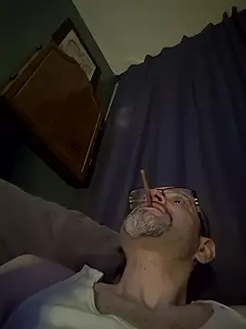 Snapshot of Curious9884 chatting on 18, 1, 2026 Curious9884 online show from 18, 1, 2026