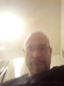 Snapshot of Curious9884 chatting on 26, 2, 2026 Curious9884 online show from 26, 2, 2026