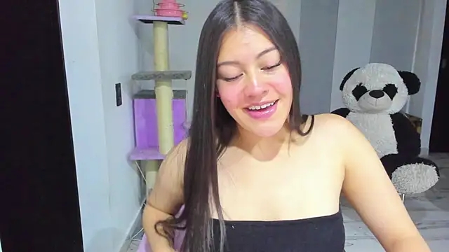 Snapshot of amazingloren999 chatting on 21, 11, 2025 amazingloren999 online show from 21, 11, 2025